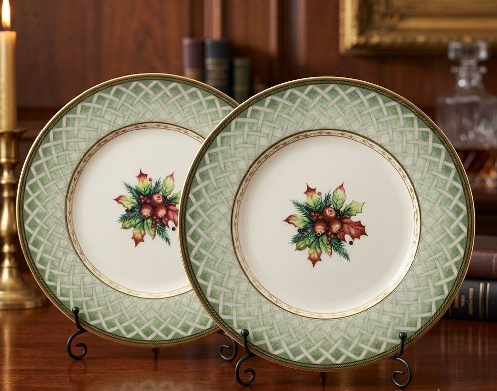 Set of 2 Fitz & Floyd Winter Holiday Charger Plates 12" Holly Berry Gold Trim